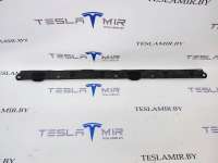 1032385-00 Накладка батареи высоковольтной боковая средняя к Tesla model S Арт 12102_1