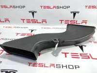 1046212-00-C Дефлектор радиатора к Tesla model X Арт 9891707