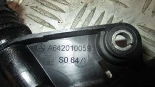 Клапан вентиляции картерных газов Mercedes GL X164 2006г. 6420100591 - Фото 3
