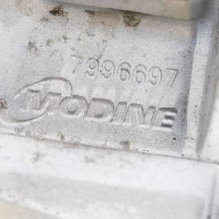 Радиатор масляный Mercedes E W213 2018г. A0995006300 , art308847 - Фото 7