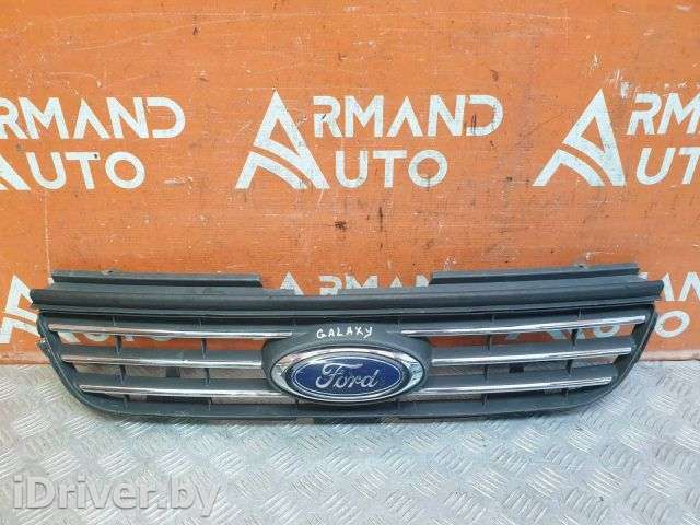 решетка радиатора Ford Galaxy 2 restailing 2010г. 1704533, AM218200A - Фото 1