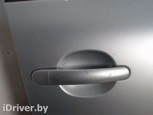 ручка боковой двери наружная перед прав Volkswagen Passat B5 2002г.  - Фото 1