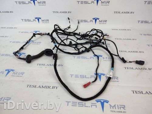 1004428-00 Проводка крышки багажника к Tesla model S Арт 14133