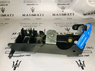  кронштейн к Maserati GranTurismo Арт 02014689_2