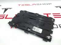 1055149-00-E,1058053-00-S Вещевой ящик центральной консоли к Tesla model X Арт 9901503