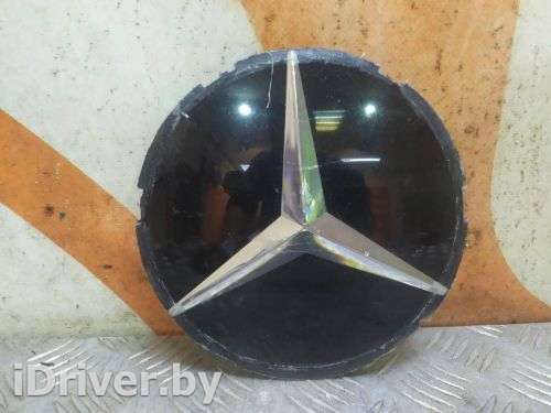 эмблема Mercedes E W207 2013г. a1648880411, 01:07 - Фото 1