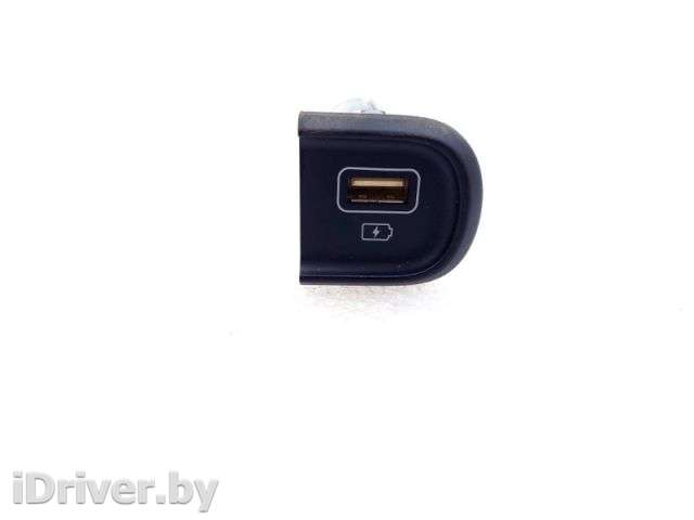 Адаптер USB Kia K5 3 2021г. 96125L2000 - Фото 1