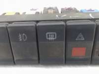  кнопка обогрева стекла к Audi A6 C4 (S6,RS6) Арт 19002290/4