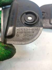 Заглушка обшивки багажника Mercedes R W251 2009г. A2517430129, A2517430229 - Фото 3