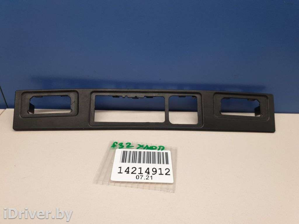 Накладка крышки багажника BMW 4 F32/F33/GT F36 2013г. 41628057877  - Фото 1