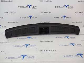 1010824-01 Отделка багажника (пластик) под замок к Tesla model S Арт 13506_1