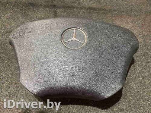 Подушка безопасности водителя Mercedes ML W163 2004г.  - Фото 1