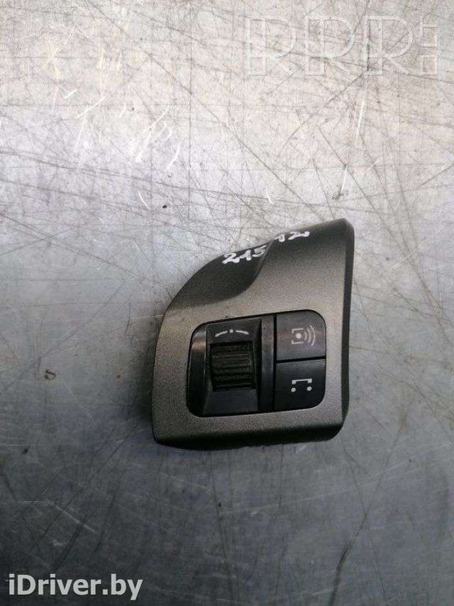 Кнопки руля Opel Astra H 2006г. 305260285057, , cx250420cm , artSBR21512 - Фото 1
