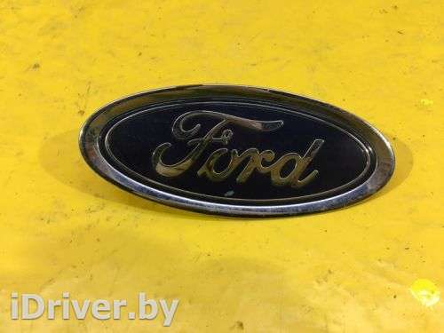 Эмблема передняя Ford Focus 3 restailing 2014г. c1bb-8b262-aa - Фото 1