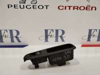  Кнопка стеклоподъемника заднего правого  к Peugeot 3008 1 Арт K2745295
