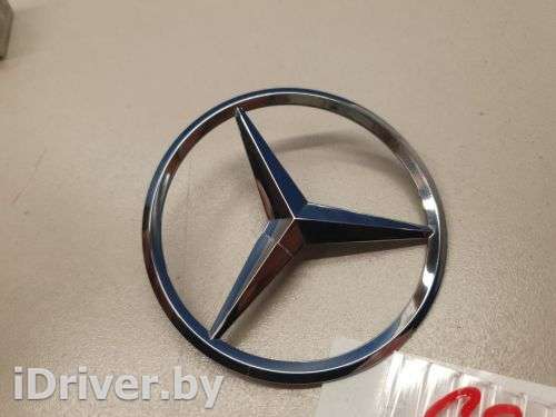 Эмблема крышки багажника Mercedes C W205 2015г. A2058174500 - Фото 1