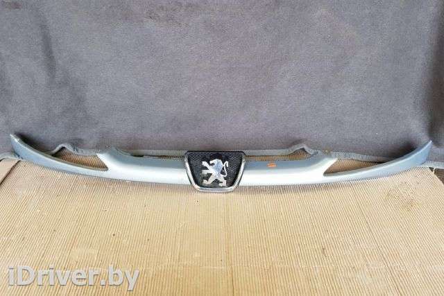 Заглушка (решетка) в бампер передний Peugeot 206 1 2002г. 9628691277 , art756693 - Фото 1