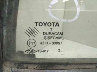 форточка двери задней правой Toyota Corolla E120 2004г.  - Фото 2
