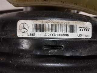 Вакуумный усилитель тормозов Mercedes E W211 2006г. A2114300630,A2114300802 - Фото 4