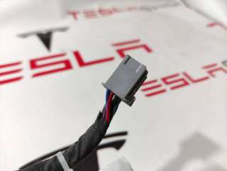 1082436-02-B Разъем (фишка) проводки Tesla model X Арт 9909645