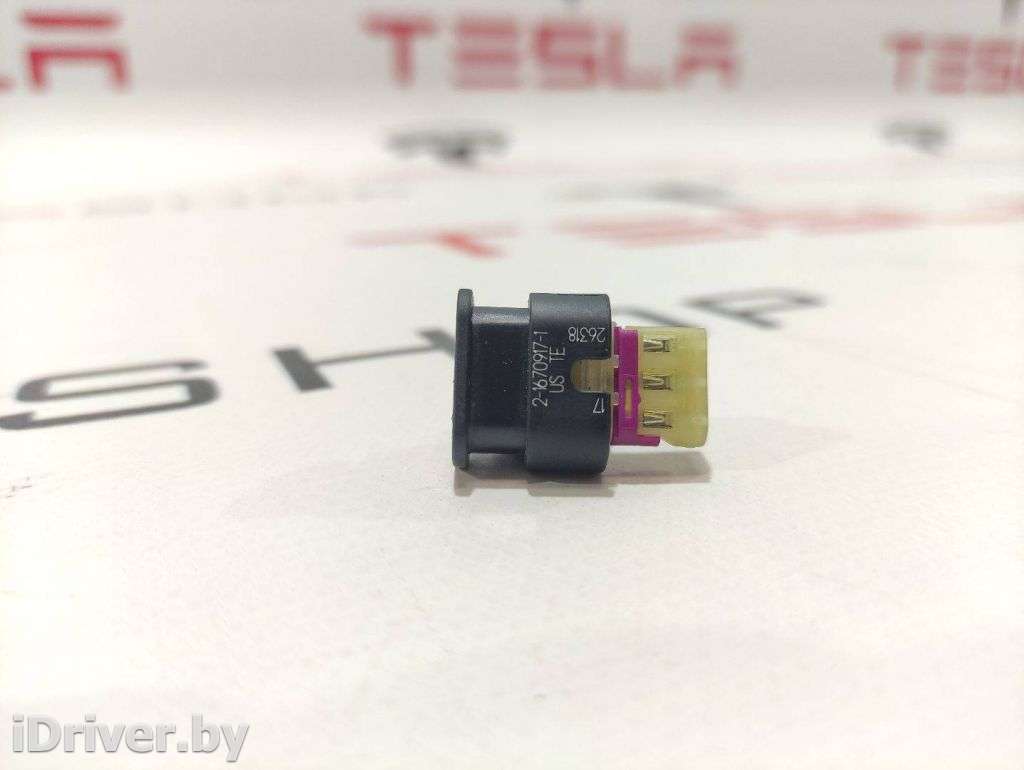 Разъем (фишка) проводки Tesla model Y 2020г. 1127502-08-C,1489045-00-C  - Фото 4