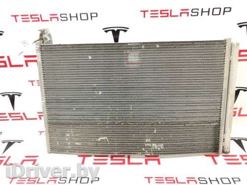 Радиатор кондиционера Tesla model X 2019г. 1048499-00-B - Фото 1