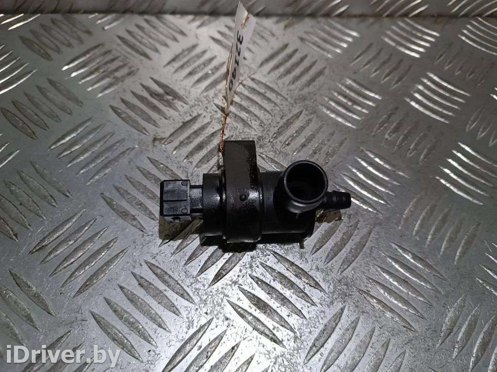 Клапан вентиляции топливного бака Opel Astra G 2003г. 13110331  - Фото 3