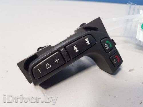 Кнопка управления магнитолой и телефоном Volvo XC70 2 2000г. 8691658 - Фото 1