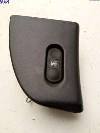  Кнопка стеклоподъемника переднего правого к Lancia Kappa Арт 53732640