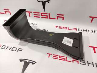 1008281-00-D Воздуховод отопителя (печки) к Tesla model S Арт 9884453