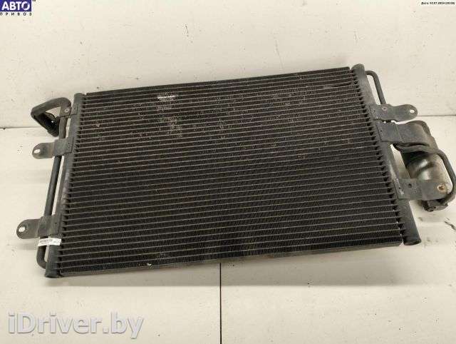 Радиатор охлаждения (конд.) Volkswagen Golf 4 2002г. 1J0820411D - Фото 1
