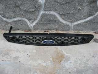 Решетка радиатора к Ford Fiesta 5 Арт smt5216801695