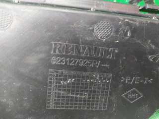Дефлектор радиатора Renault Sandero 2 2014г. 623127925r - Фото 5