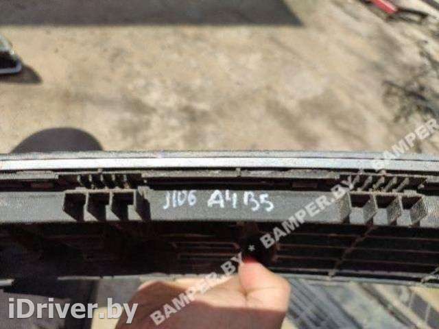 Решетка радиатора Audi A4 B5 1999г. 8d0853651 - Фото 1