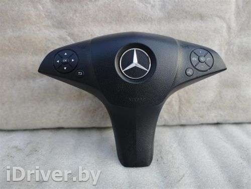 Подушка безопасности водителя Mercedes C W204 2009г. 2048604302 - Фото 1