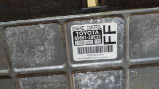 блок управления двигателем Toyota Noah 2011г. 8966128E22 - Фото 5