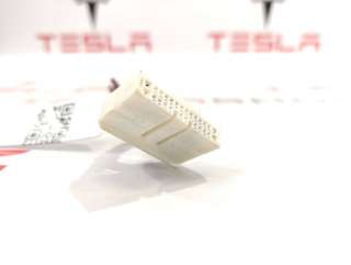 2135153-02-C,90980-1277115 Разъем (фишка) проводки к Tesla model S Арт 9894112