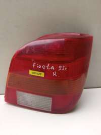  Фонарь задний правый к Ford Fiesta 3 Арт 001028