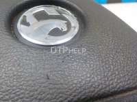 Подушка безопасности в рулевое колесо Opel Movano 2 2011г. 95513735 - Фото 5