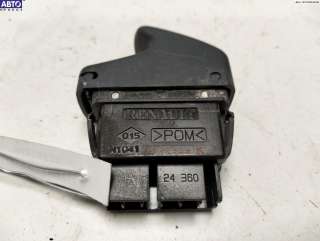 Кнопка стеклоподъемника переднего правого Renault Megane 1 2001г. 7700429989 - Фото 2
