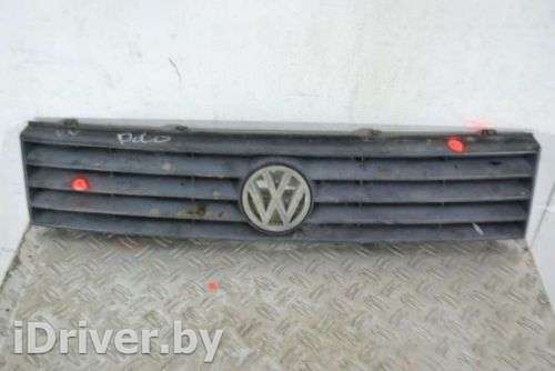 Решетка радиатора Volkswagen Polo 2 1991г. 867853653 - Фото 1