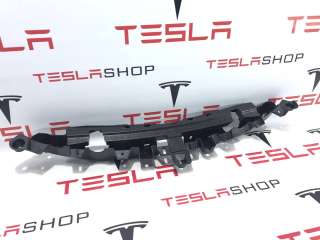 1613720-00-B,1617890-00-B Обшивка багажника Tesla model S Арт 9907902