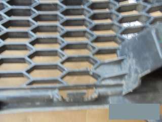 Решетка радиатора Mitsubishi Outlander 2 2006г. 6402A198 - Фото 4