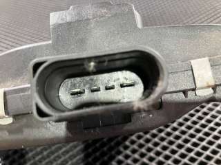 Электрический радиатор отопителя (тэн) Audi A8 D3 (S8) 2007г. 4E0819014A - Фото 5