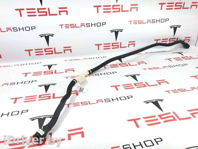 Патрубок (трубопровод, шланг) Tesla model X 2017г. 1048148-00-F,1072841-00-A - Фото 1