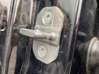Ответная часть (скоба) замка двери Mercedes ML W164 2007г.  - Фото 5