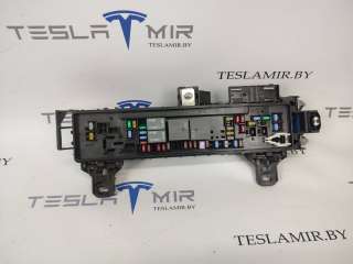 1094405-00 Блок предохранителей к Tesla model S Арт 12006