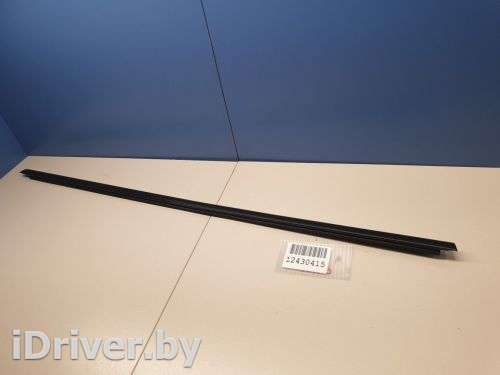 Молдинг стекла задней левой двери BMW X6 F16 2015г. 51357377897 - Фото 1