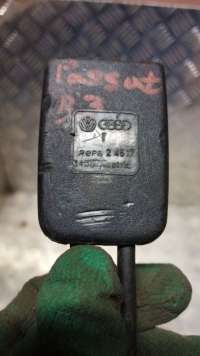 Ответная часть ремня безопасности Volkswagen Passat B3 1990г.  - Фото 3