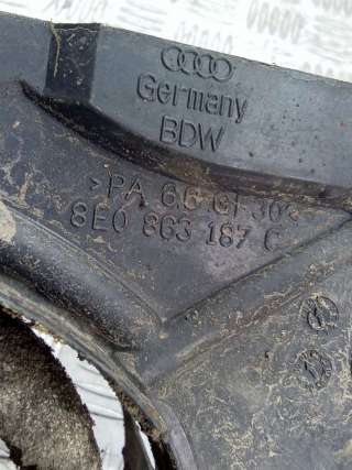 Пыльник Audi A4 B6 2003г. 8E0863187C - Фото 3